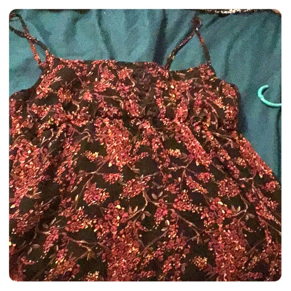 Floral tank